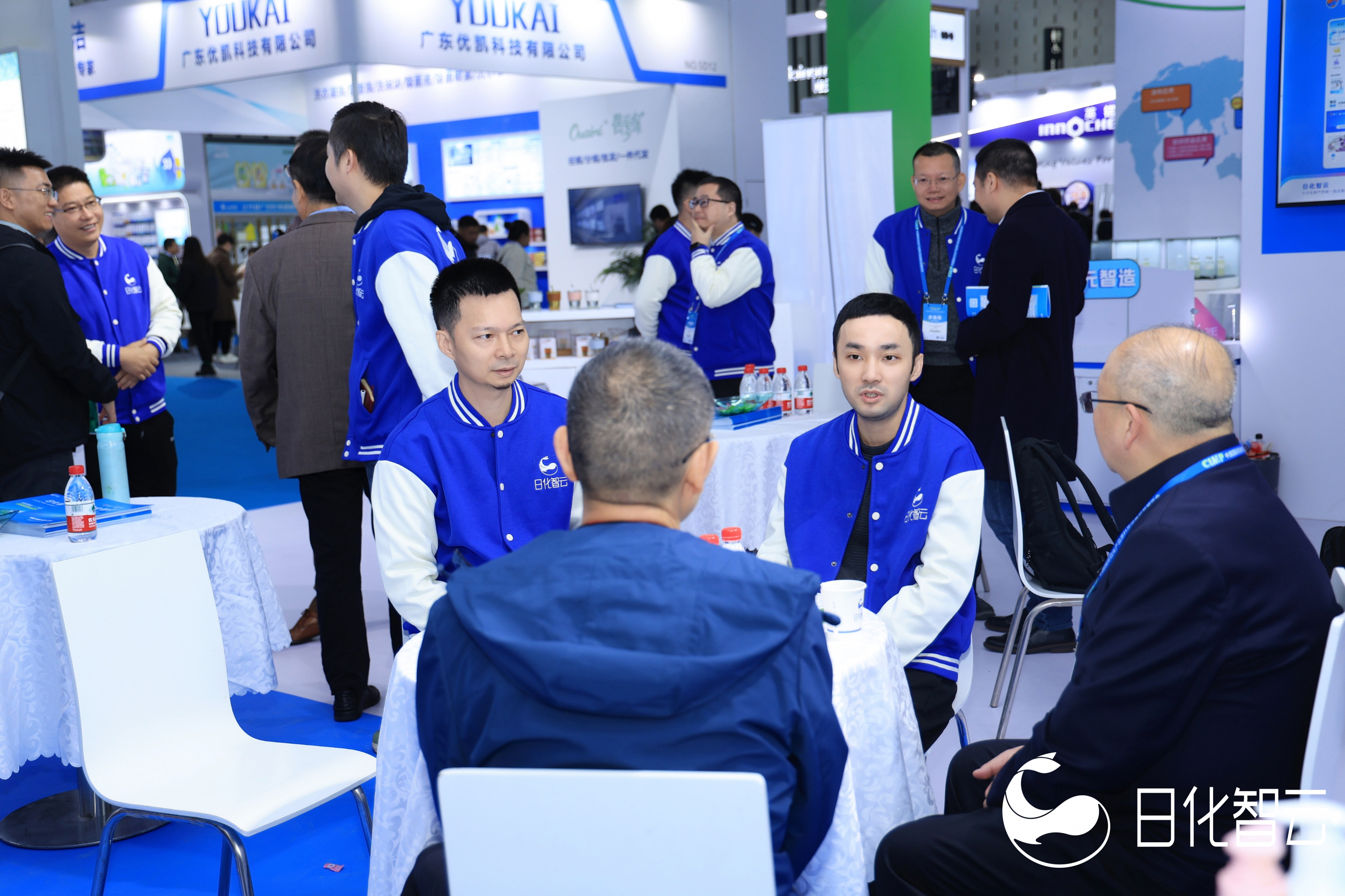 Rihua Cloud Exhibition Booth